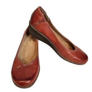 Naturalizer N5 Comfort "Genie" Size 9.5 Leather Slip On Loafers Brown 1.5" heel